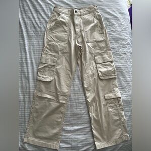 Hollister Ultra-High Rise Baggy Cargo Pants, size 4R, light khaki